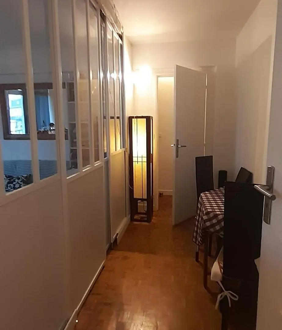 Chambre Chez L'Habitant Pres De Tour Eiffel 巴黎 0*,