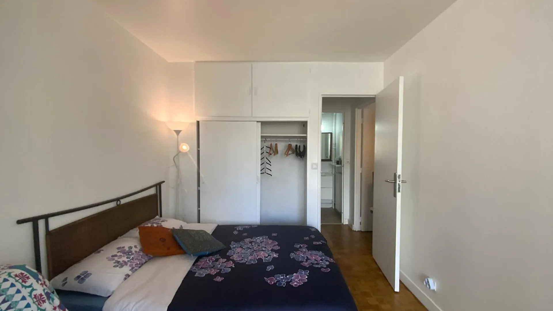 Homestay Chambre Chez L'Habitant Pres De Tour Eiffel Paris France